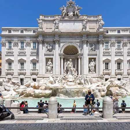 Daire Vg Fontana Di Trevi - 5 Stelle Proietti *
