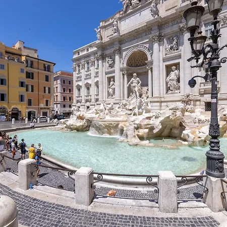 Lejlighed Elegant - Corner To Trevi Fountain Rom